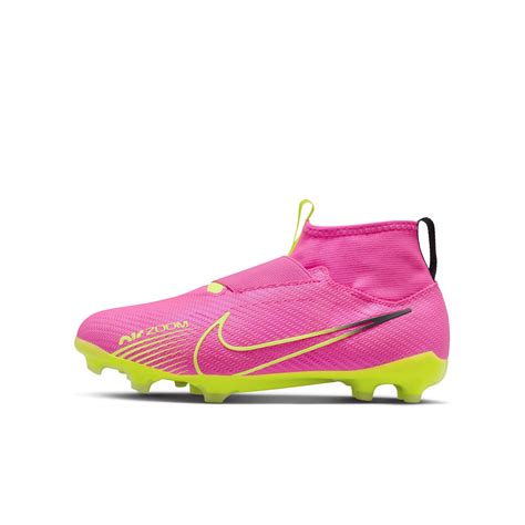 youth high top soccer shoes